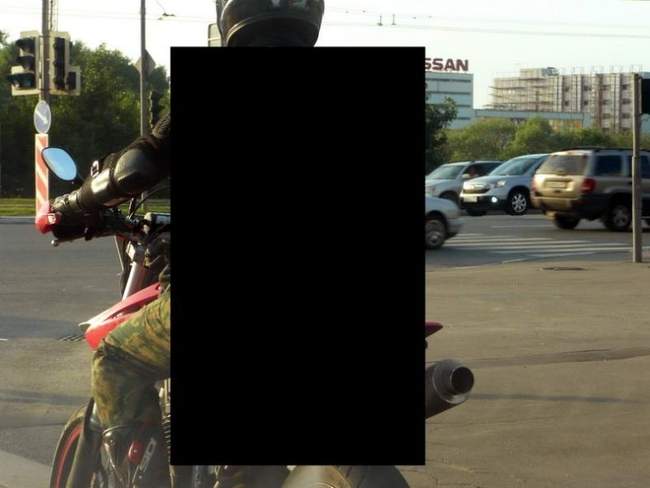 Samotny motocyklista 4
