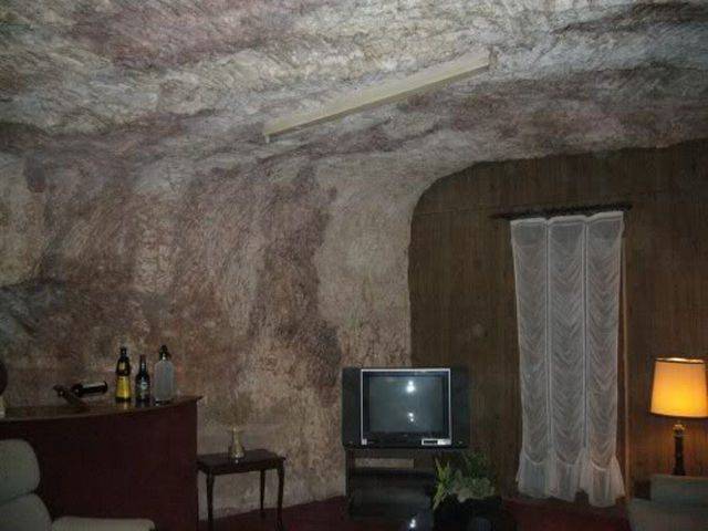 Coober Pedy - podziemne miasto 9