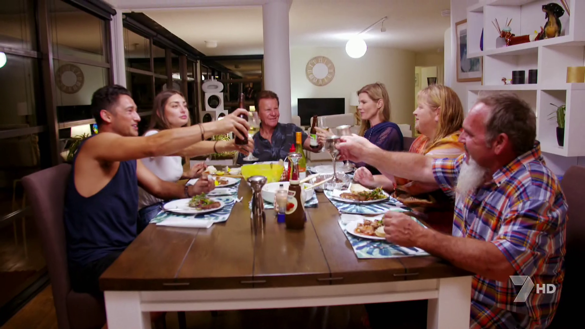 Instant Hotel S02E01 1080p HDTV H264-CBFM Instant Hotel S02E01 1080p HDTV H264-CBFM