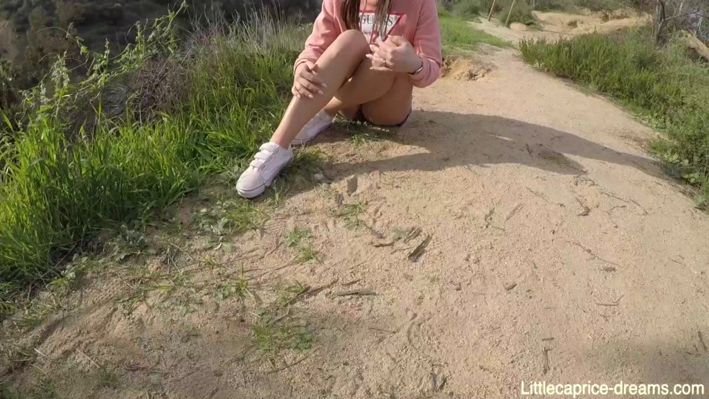 LittleCapriceDreams 20 05 31 Public Sex In Front Of The Hollywood Sign XXX 1080p MP4-KTR